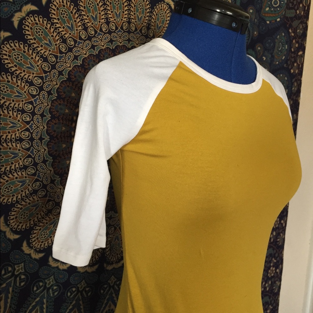 Dress - Picture 4 of 6